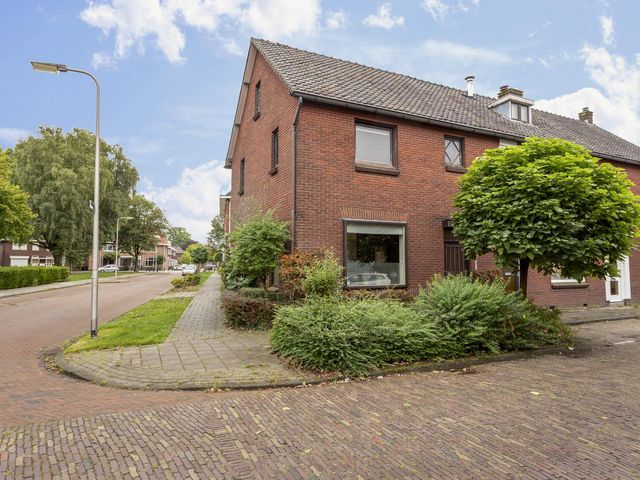 Irisstraat 22, Enschede