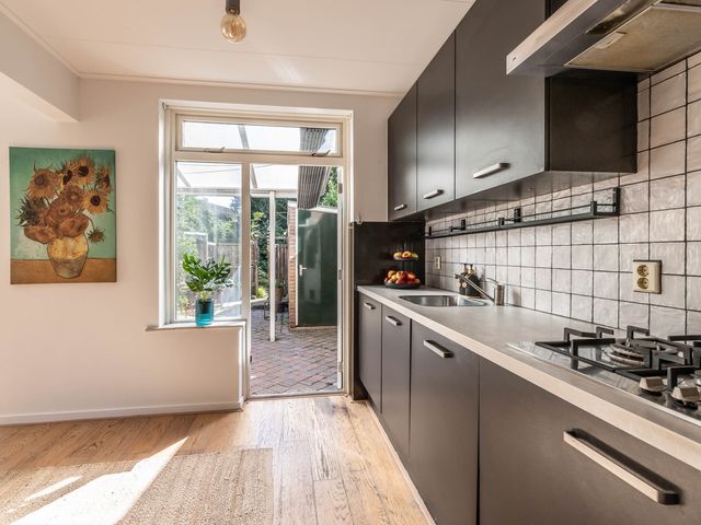 Voorburgstraat 8, Loenersloot