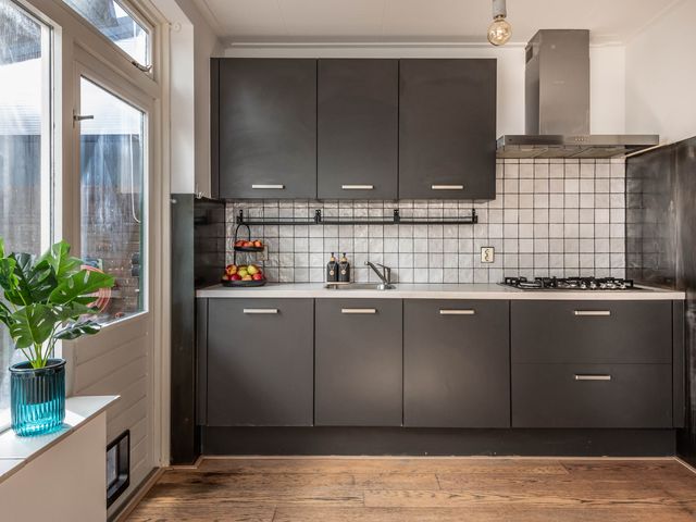 Voorburgstraat 8, Loenersloot