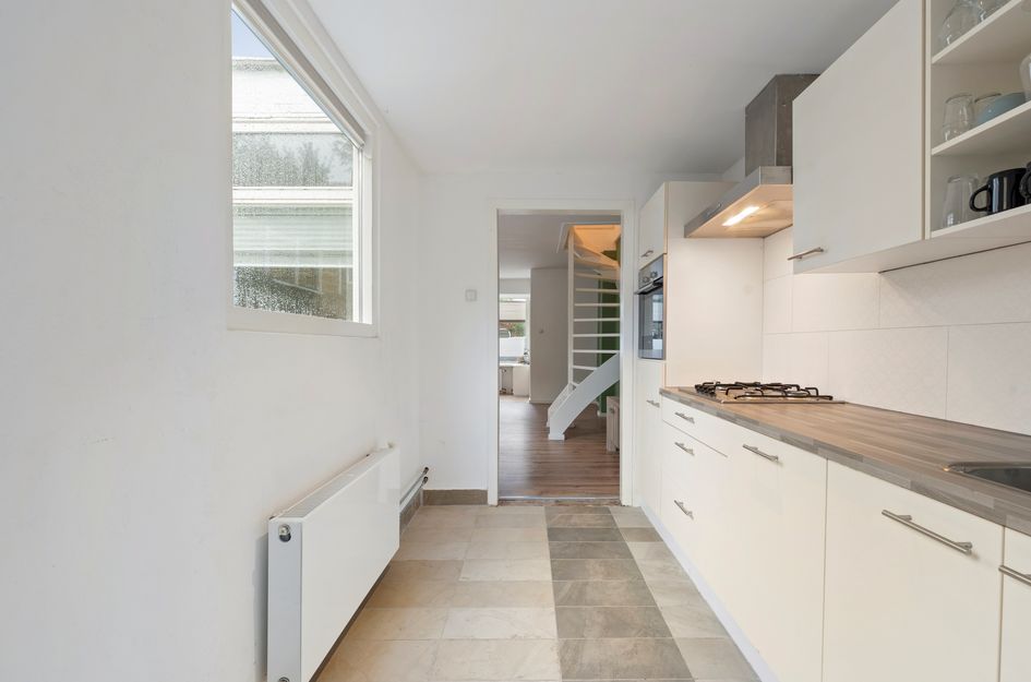 Van Leeuwenhoekstraat 42