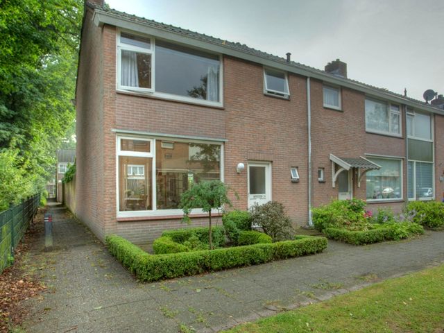 Steenbokstraat 26, Hengelo