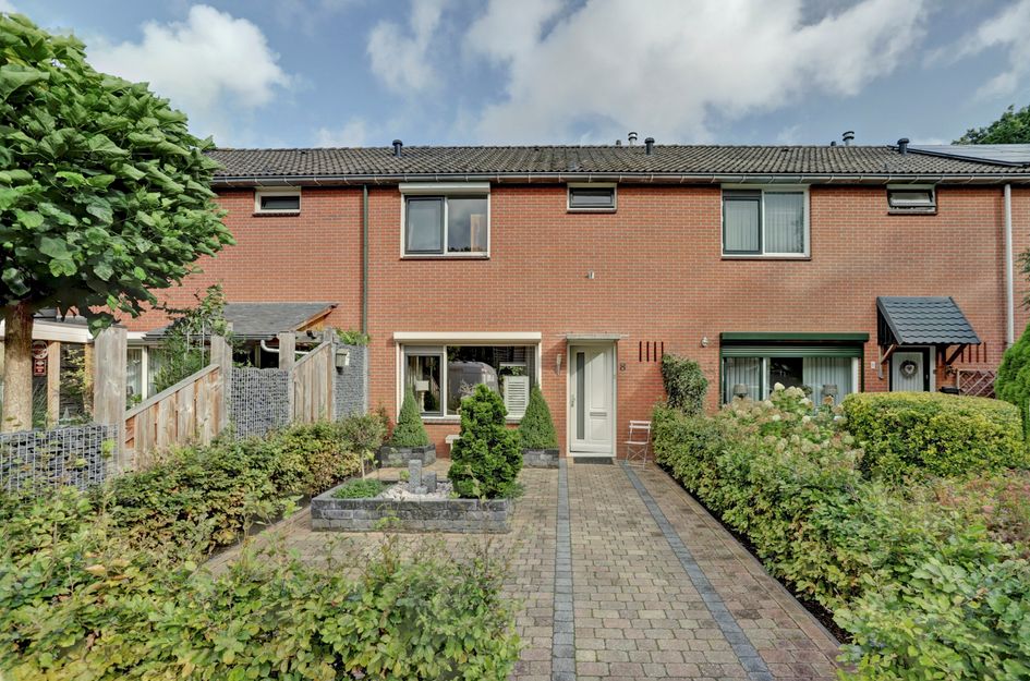 Lijsterbeslaan 8