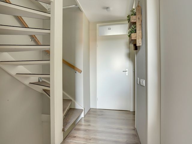 Lijsterbeslaan 8, Emmer-Compascuum