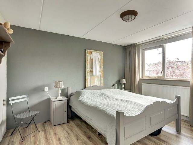 Lijsterbeslaan 8, Emmer-Compascuum