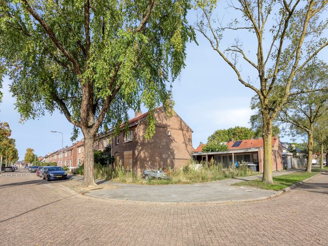 Iman Van Den Boschstraat 36, Oss