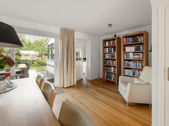Karmelietenstraat 12, Assendelft