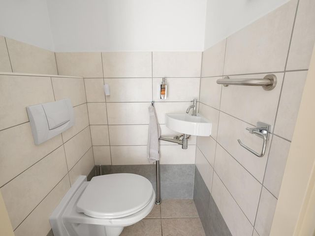 Karmelietenstraat 12, Assendelft