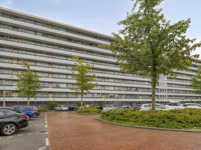 Tiengemeten 97, Amstelveen