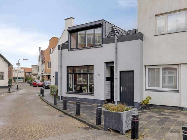 Nicolaas Barnhoornweg 29, Noordwijk