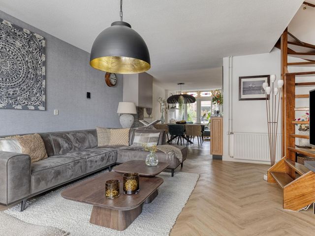 Nicolaas Barnhoornweg 29, Noordwijk