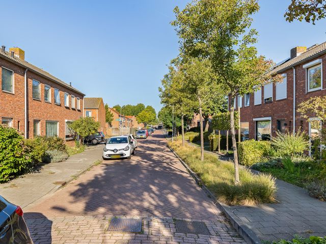 Sloehavenstraat 25, Nieuw- En Sint Joosland