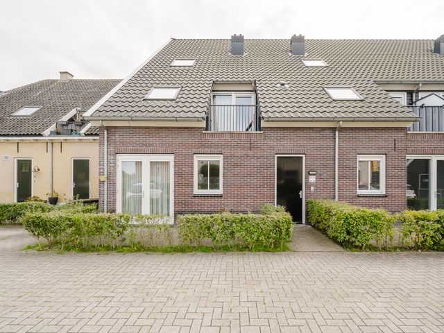 Stationsstraat 40, Spijkenisse