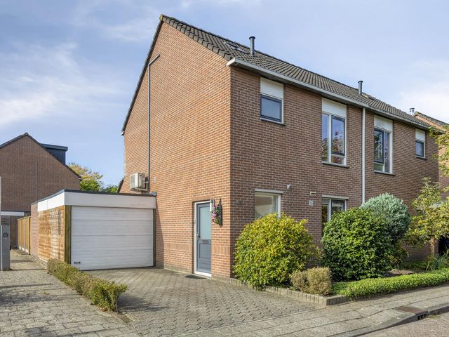 Boterkorfhoek 48, Enschede
