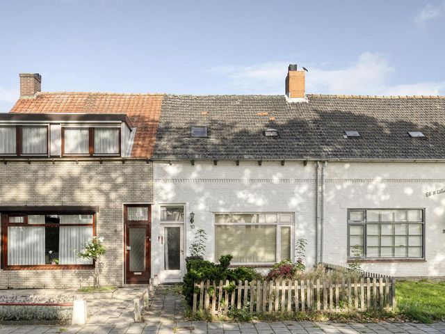 Nieuwe Kerkstraat 10, Sluiskil