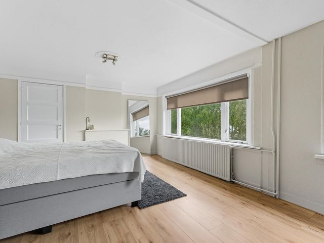 Julianalaan 106B, Schiedam
