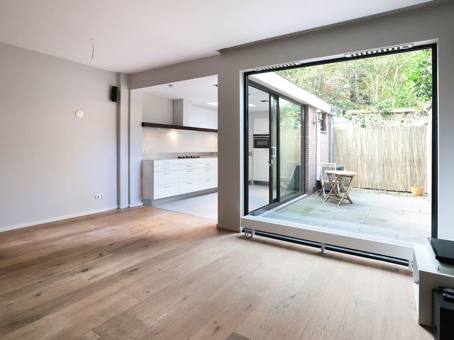 Bazarlaan 46, Den Haag