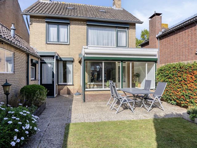 Oude Bredaseweg 108, Etten-Leur