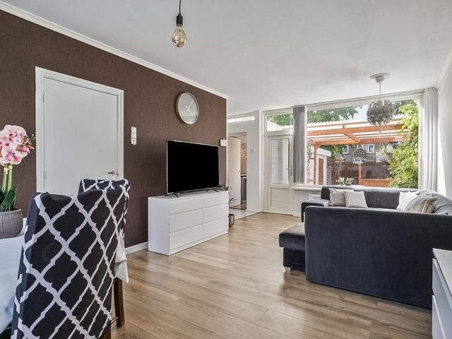 Van Goghstraat 43, Reeuwijk