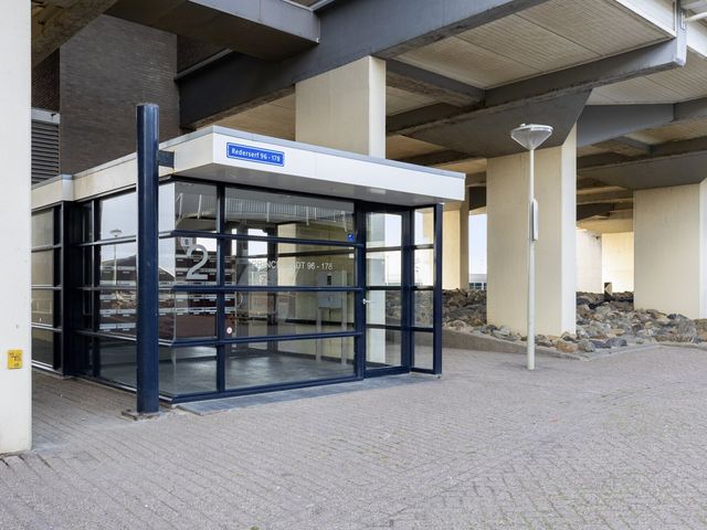 Rederserf 118, Den Haag