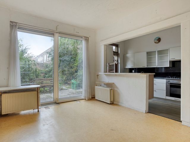 Mient 129, Den Haag