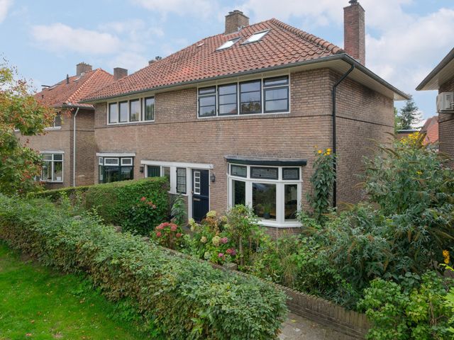 Louisestraat 21, Hengelo