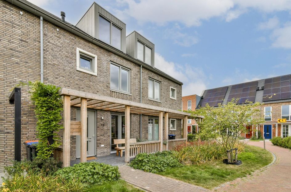 Maria Blomstraat 13