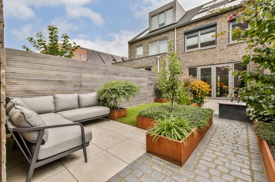Maria Blomstraat 13