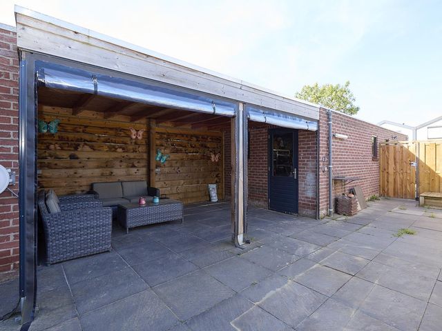 Jan van Eyckstraat 20, Axel