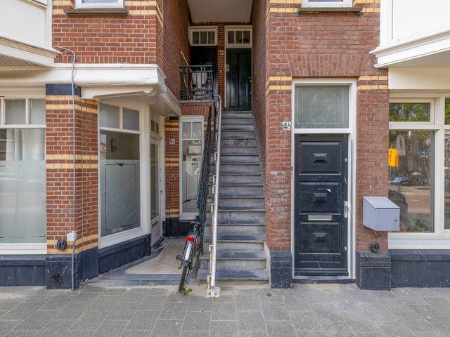 De Constant Rebecquestraat 42, Den Haag