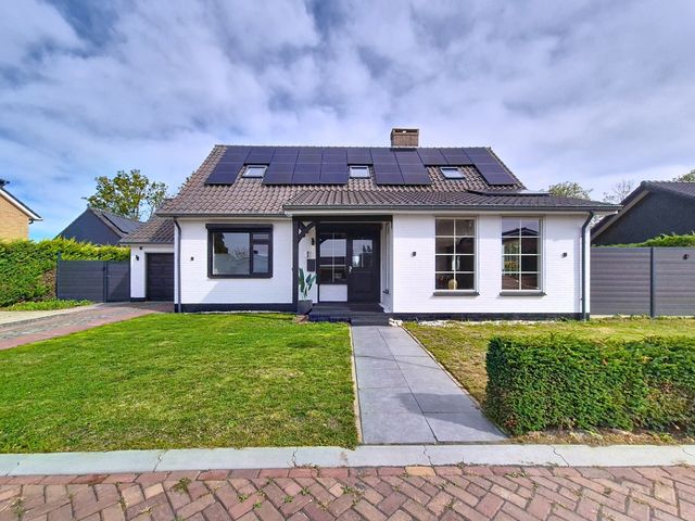 't Schuttebocht 25, Oostburg