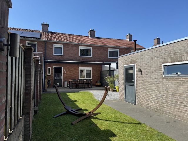 Nieuwelaan 59, Made