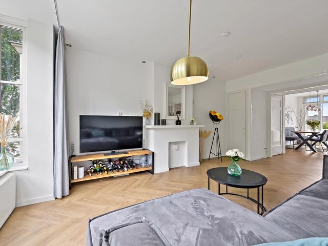 Volendamlaan 26, 'S-Gravenhage