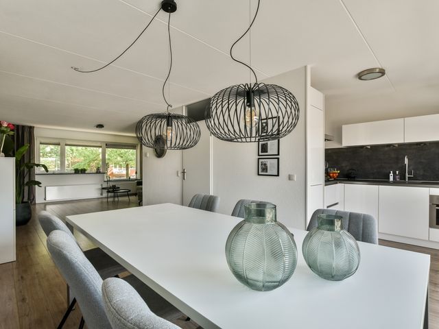 Laan van Vlaanderen 112, Amsterdam
