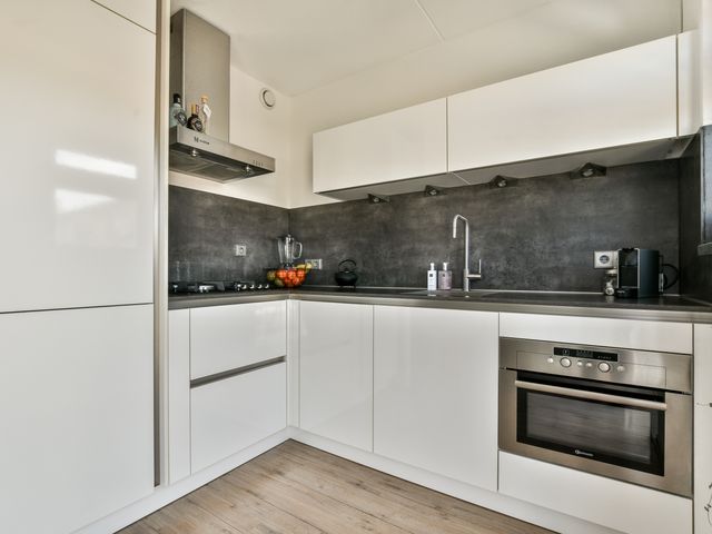 Laan van Vlaanderen 112, Amsterdam