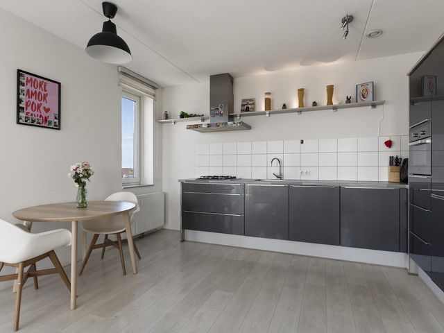 Bandastraat 64, Almere