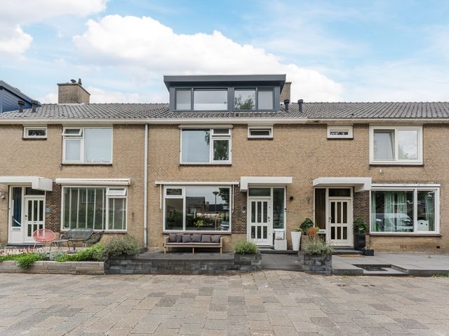 Klaproosstraat 64, Alphen aan den Rijn