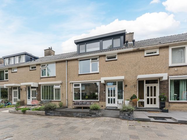Klaproosstraat 64, Alphen aan den Rijn