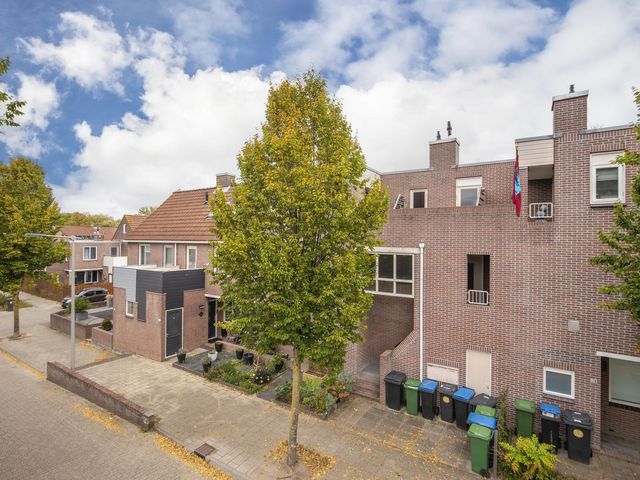 Woudrichemstraat 17, Arnhem