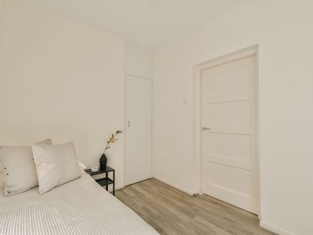 Van Nijenrodeweg 512, Amsterdam