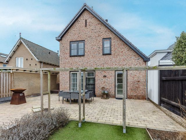 Bernhardstraat 29, Hoogkarspel