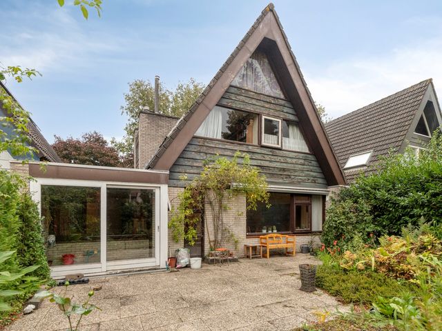 Dennenpad 10, Klundert