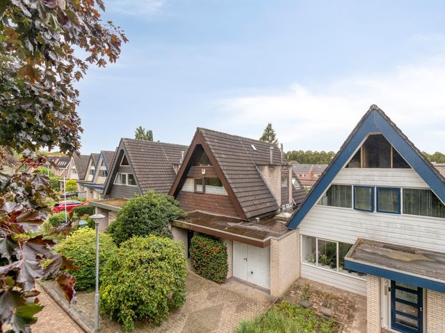 Dennenpad 10, Klundert