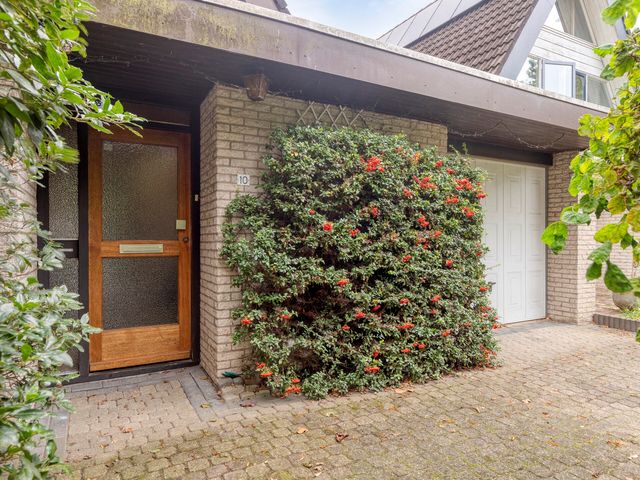 Dennenpad 10, Klundert