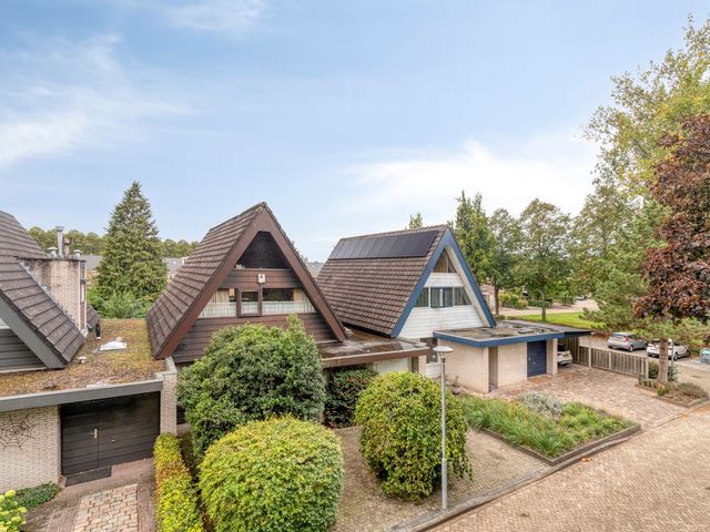 Dennenpad 10, Klundert