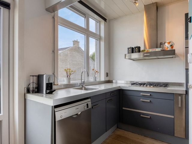 Nieuwersluisstraat 22, Den Haag