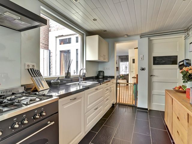 Hobbemastraat 38, Tilburg