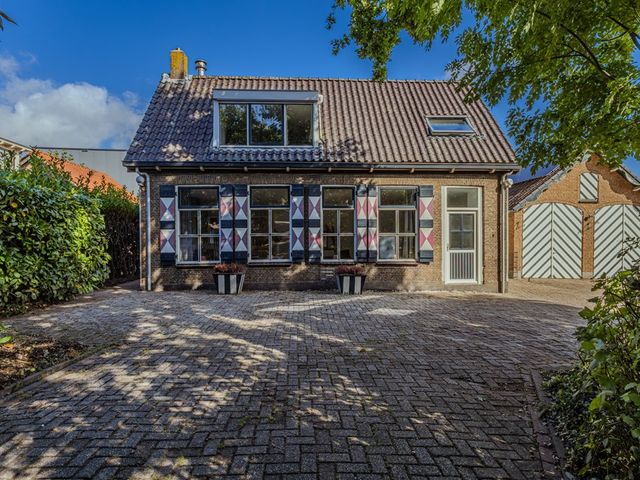 Rivierdijk 574, Hardinxveld-Giessendam