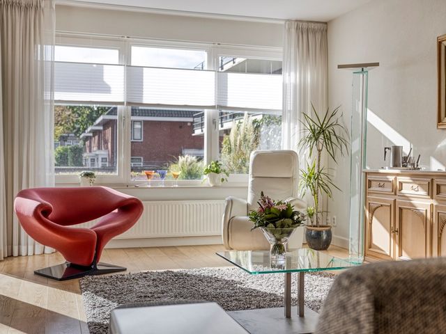 Eikenhof 17, Hoorn