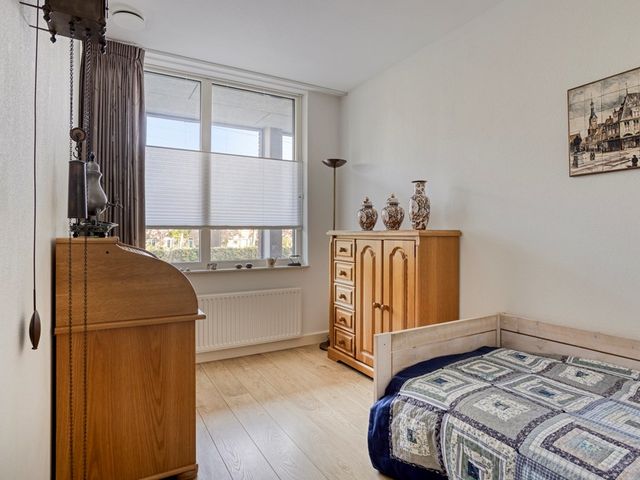 Eikenhof 17, Hoorn