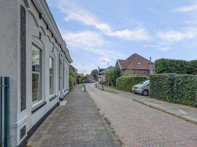 Molenstraat 45, Strijen
